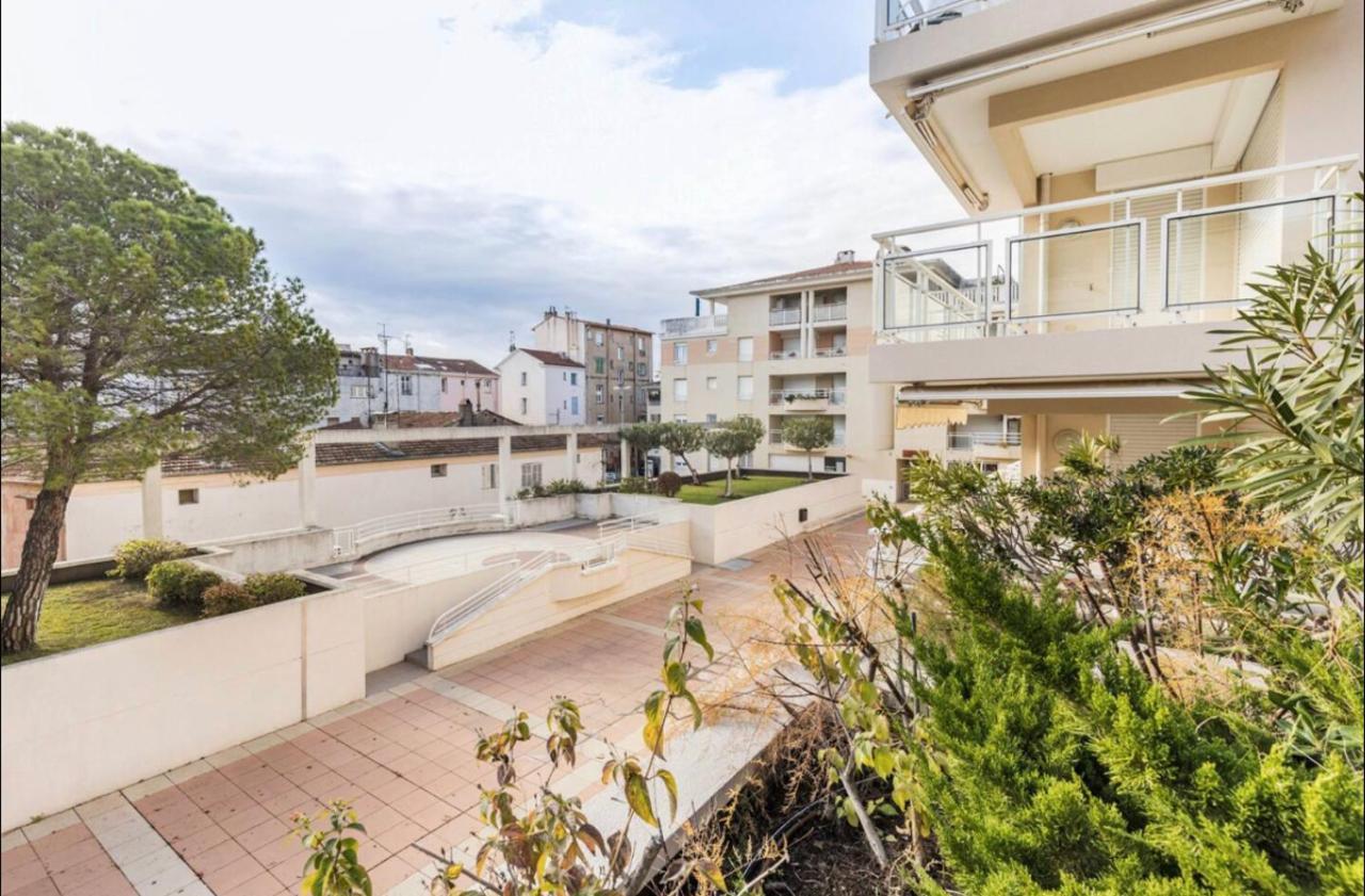 Appartamento Port Azur Vallauris Esterno foto